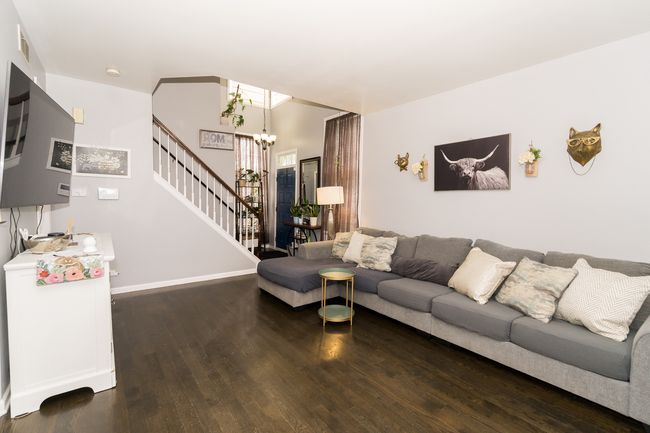 0 - 1176 Delta Dr, Townhouse with 2 bedrooms, 3 bathrooms and 2 parking in Elgin IL | Image 8