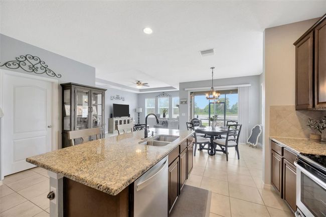 5624 Fisher Glen Loop, House other with 4 bedrooms, 4 bathrooms and null parking in WESLEY CHAPEL FL | Image 17