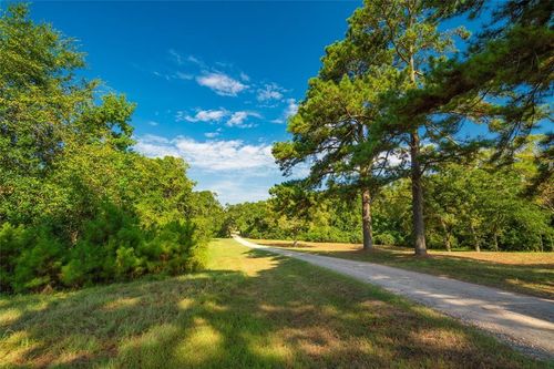 19204 Fm 359 Rd, Hempstead, TX, 77445-8230 | Card Image