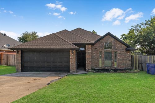 509 Mansfield Cardinal Rd, Kennedale, TX, 76060-2807 | Card Image