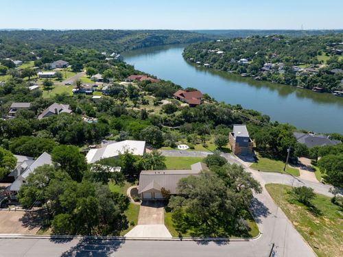 401 Crestview Dr, Marble Falls, TX, 78654-5901 | Card Image