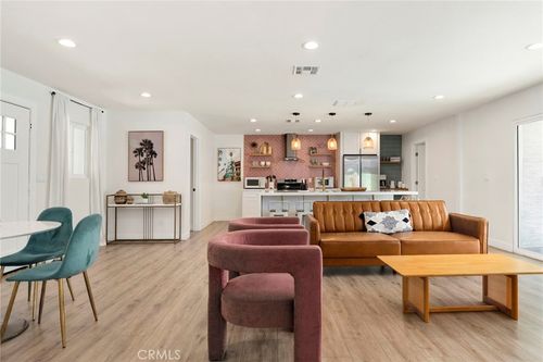 2214 Edna Dr, Santa Ana, CA, 92706-2424 | Card Image