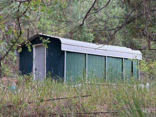 147 Dustin Rd, Mccall, ID, 83638-6015 | Card Image