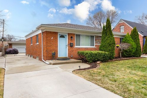 22008 Sunnydale St, Saint Clair Shores, MI, 48081-2880 | Card Image