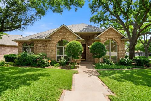 5200 Independence Avenue, Arlington, TX, 76017 | Card Image