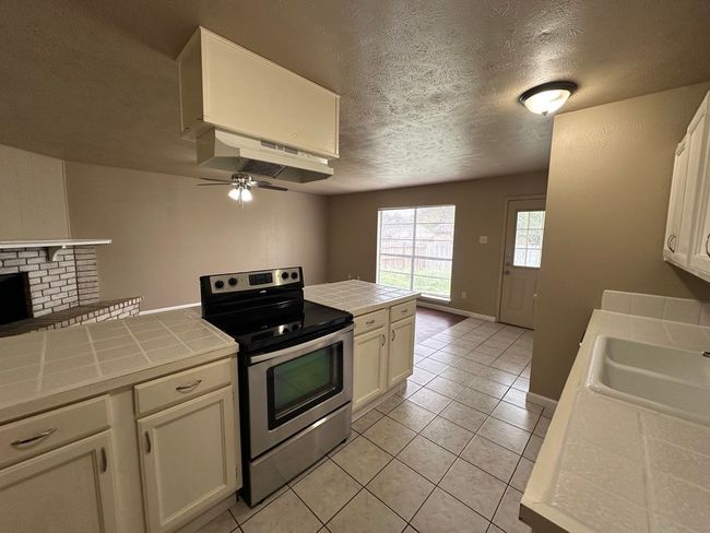 523 Windsor Dr, House other with 4 bedrooms, 2 bathrooms and null parking in Allen TX | Image 9