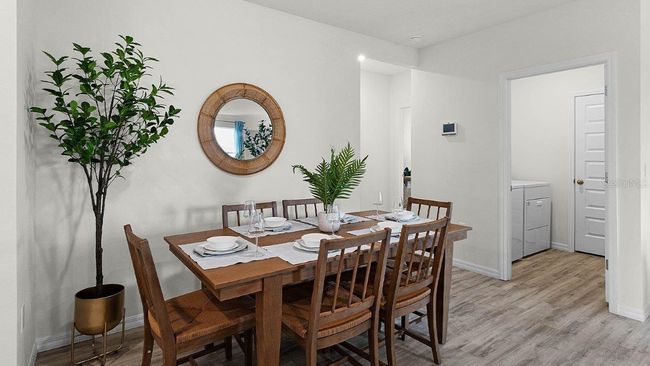 33620 Seattle Slew Dr, House other with 5 bedrooms, 3 bathrooms and null parking in SORRENTO FL | Image 5