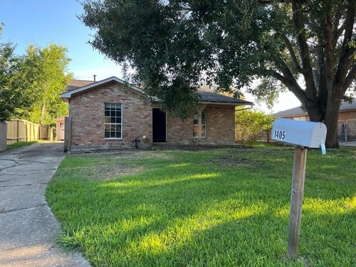 1405 Northview Dr, Angleton, TX, 77515-3731 | Card Image