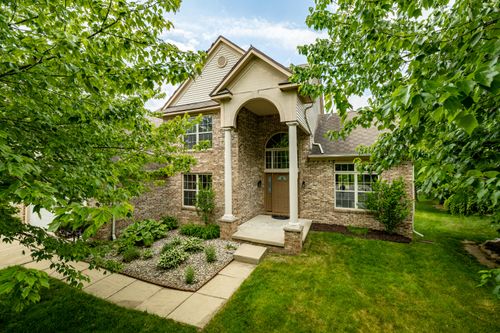 3211 Foxway Ct, Ann Arbor, MI, 48105-9668 | Card Image