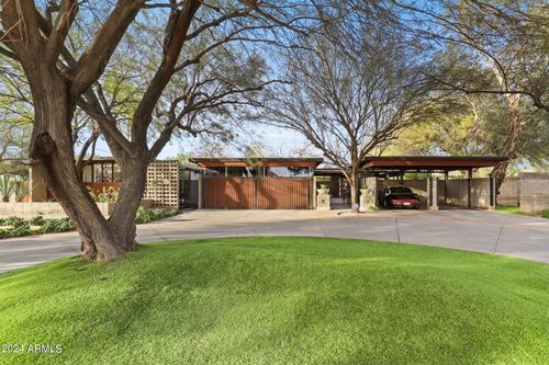 4324 E Stanford Dr, Phoenix, AZ, 85018-1647 | Card Image