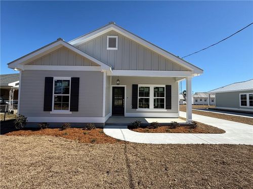 131 Antoine Ln, Luling, LA, 70070-4225 | Card Image