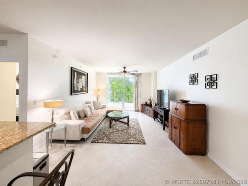 609-625 Casa Loma Blvd, Boynton Beach, FL, 33435-4151 | Card Image