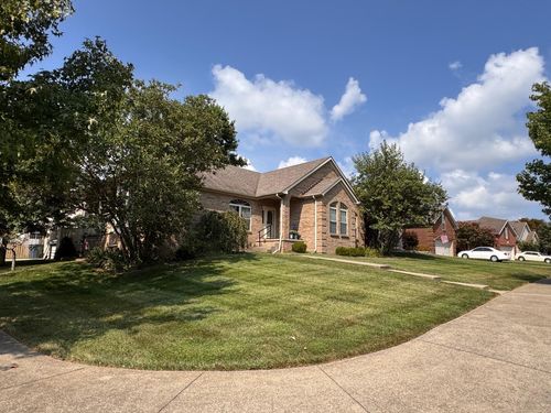 3216 Polo Club Blvd, Lexington, KY, 40509-8454 | Card Image