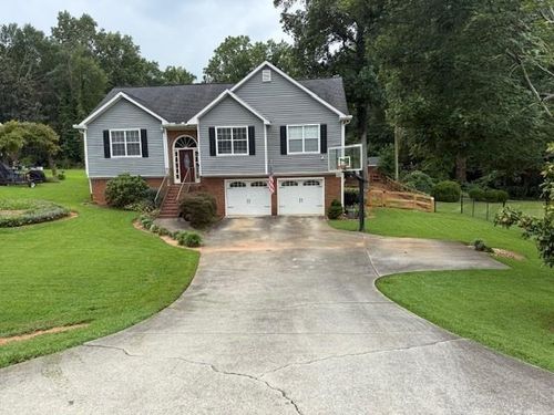 100 Victor Dr, Buford, GA, 30518-2553 | Card Image