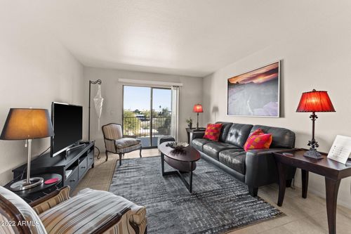 20-540 S West Rd, Wickenburg, AZ, 85390-1167 | Card Image