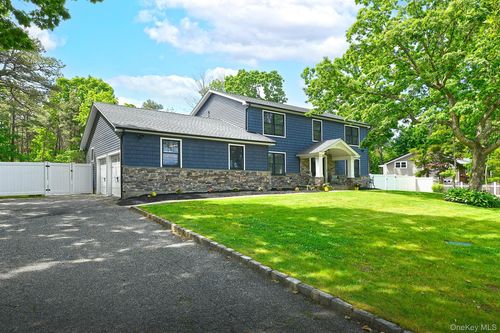 56 Otsego Ave, Dix Hills, NY, 11746-6437 | Card Image