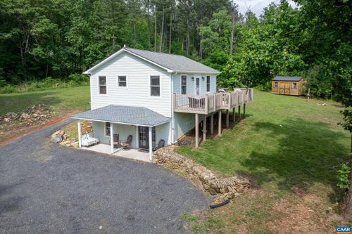 686 Snow Mountain Rd, STANARDSVILLE, VA, 22973-2730 | Card Image