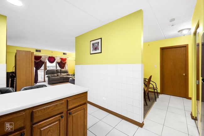 APT-406 - 4700 N Harlem Ave, Condo with 2 bedrooms, 2 bathrooms and 1 parking in Norridge IL | Image 6