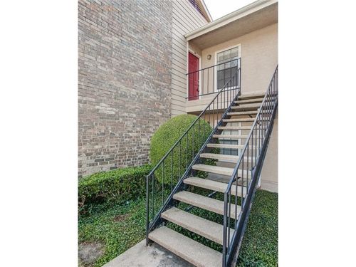 apt-906-4748 Old Bent Tree Ln, Dallas, TX, 75287-7117 | Card Image