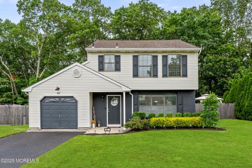 47 Bristlecone Dr, Howell, NJ, 07731-2821 | Card Image