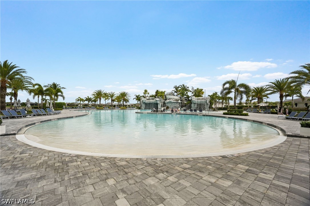 Residential in Estero 5