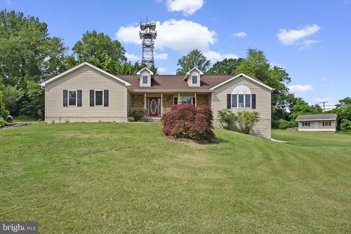 1 Harwood Dr, Harwood, MD, 20776-9773 | Card Image