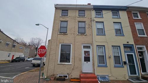 46 E Union St, BURLINGTON, NJ, 08016-1509 | Card Image