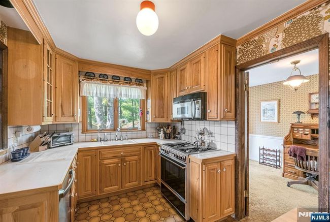 17 Cypress Pl, House other with 4 bedrooms, 2 bathrooms and null parking in Demarest NJ | Image 5