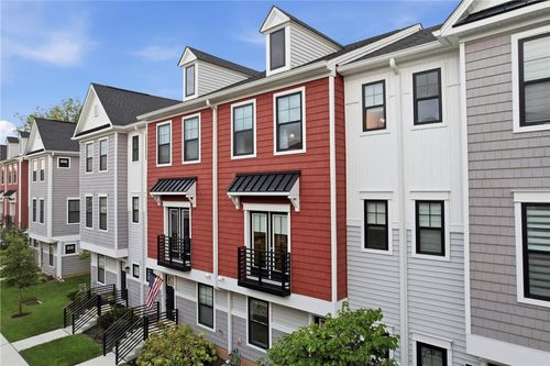 336 Walnut St, COLLEGEVILLE, PA, 19426-3601 | Card Image