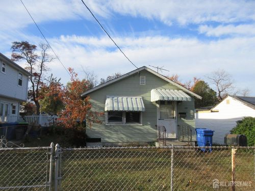 136 Hilltop Blvd, Keyport, NJ, 07735-6001 | Card Image