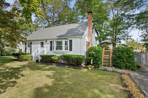 1121 Auburn St, Whitman, MA, 02382-1720 | Card Image