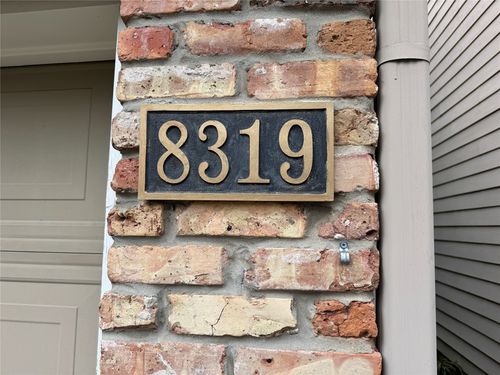 8319 Coppertowne Ct, Dallas, TX, 75243-8020 | Card Image