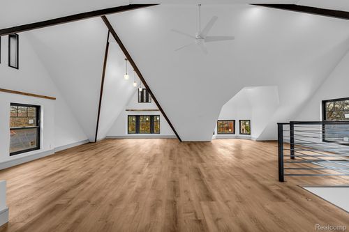 2-4301 Avery St, Detroit, MI, 48208-2741 | Card Image