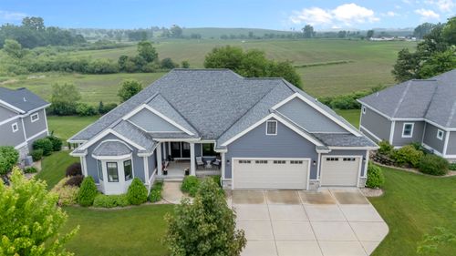 722 Westbridge Trl, WAUNAKEE, WI, 53597-8941 | Card Image