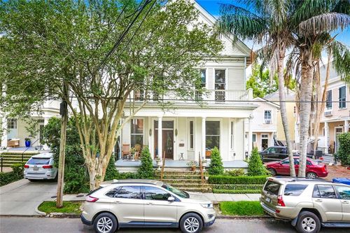 2r-590 Walnut St, New Orleans, LA, 70118-4936 | Card Image
