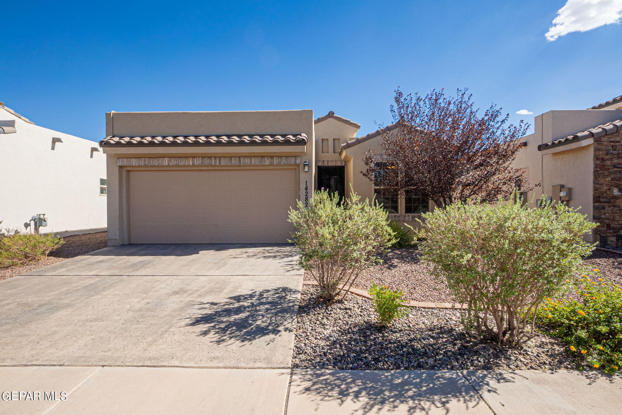 Loma Esmeralda Dr, El Paso, TX 79938