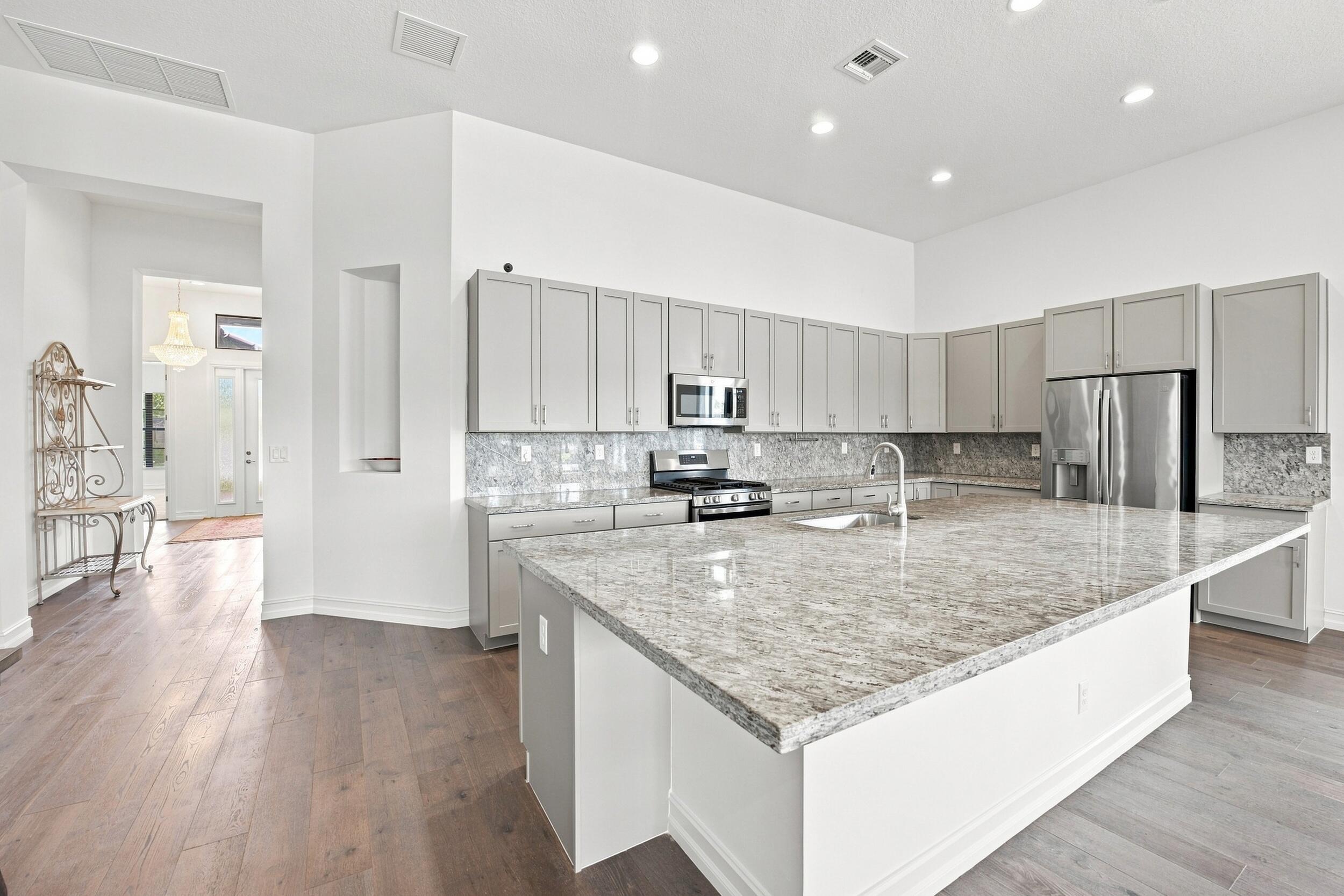 Residential in Parkland 2