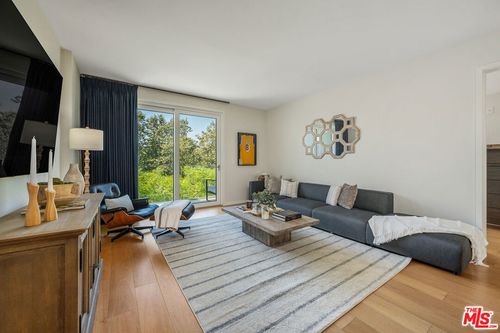 312-1705 Ocean Ave, Santa Monica, CA, 90402-1414 | Card Image