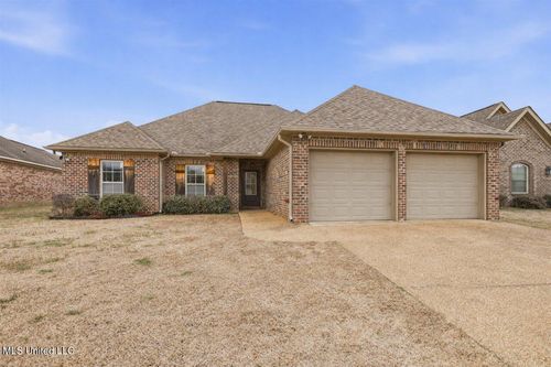 115 Lennox Pl, Brandon, MS, 39042-6030 | Card Image