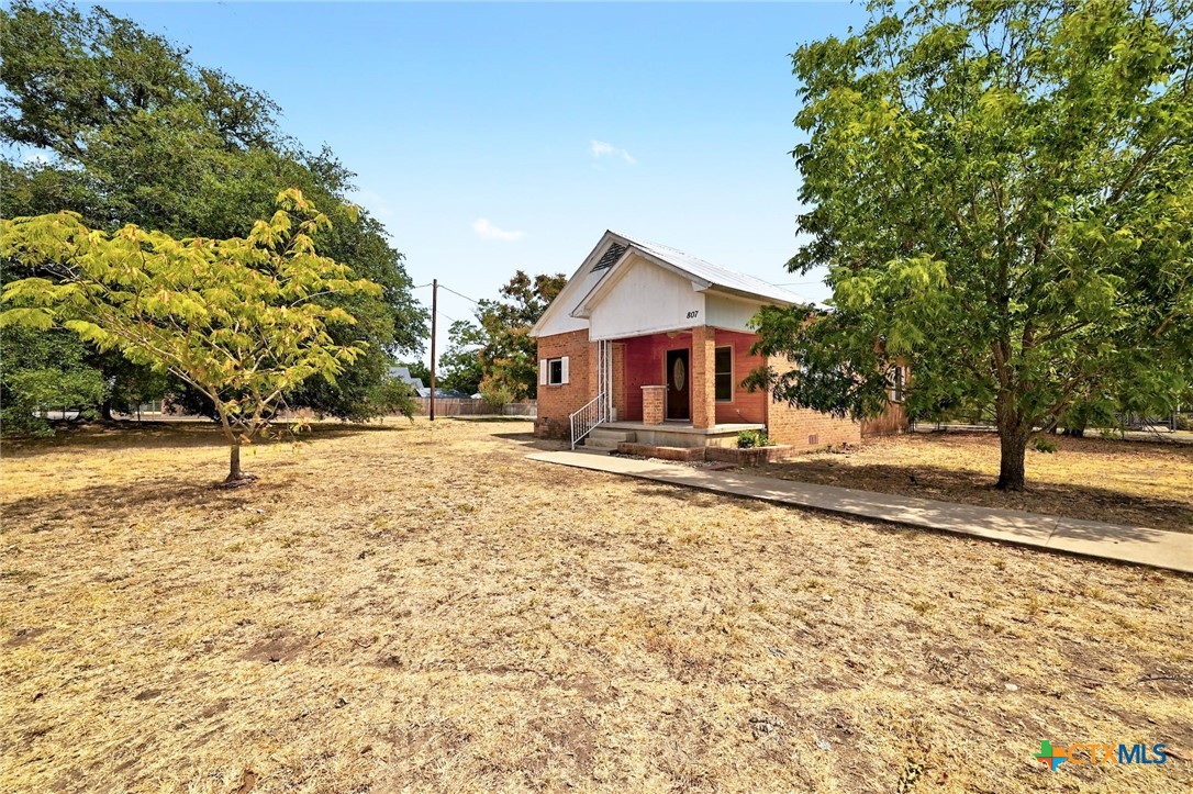 Main St, Liberty Hill, TX 78642