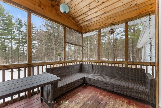 559 Mclachlan Rd, House other with 4 bedrooms, 2 bathrooms and 6 parking in White Lake ON | Image 28