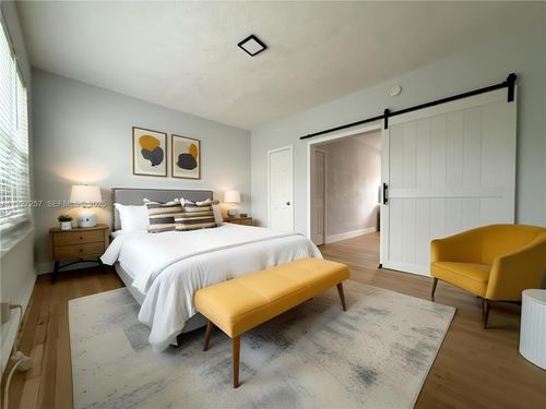 14-315 W 28th St, Miami Beach, FL, 33140-4339 | Card Image