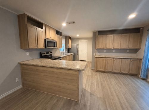 198 Post Oak Dr, Whitney, TX, 76692-3055 | Card Image