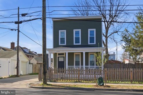 621 Malcolm X Ave Se, WASHINGTON, DC, 20032-4214 | Card Image