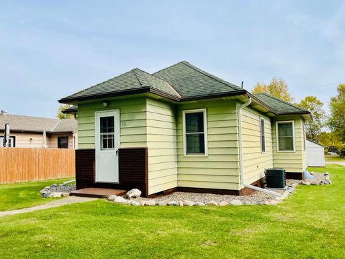 12 Haynes St N, Taconite, MN, 55786-0008 | Card Image