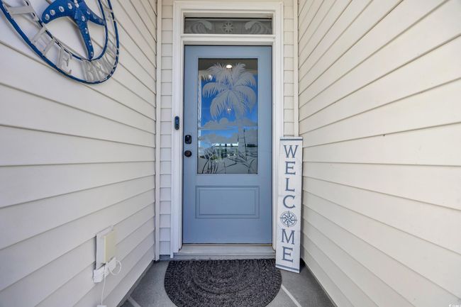 View of exterior entry | Image 4