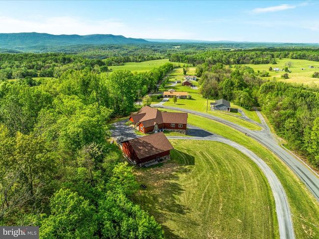 1996 Buck Mountain Rd, House other with 4 bedrooms, 4 bathrooms and null parking in Bentonville VA | Image 53