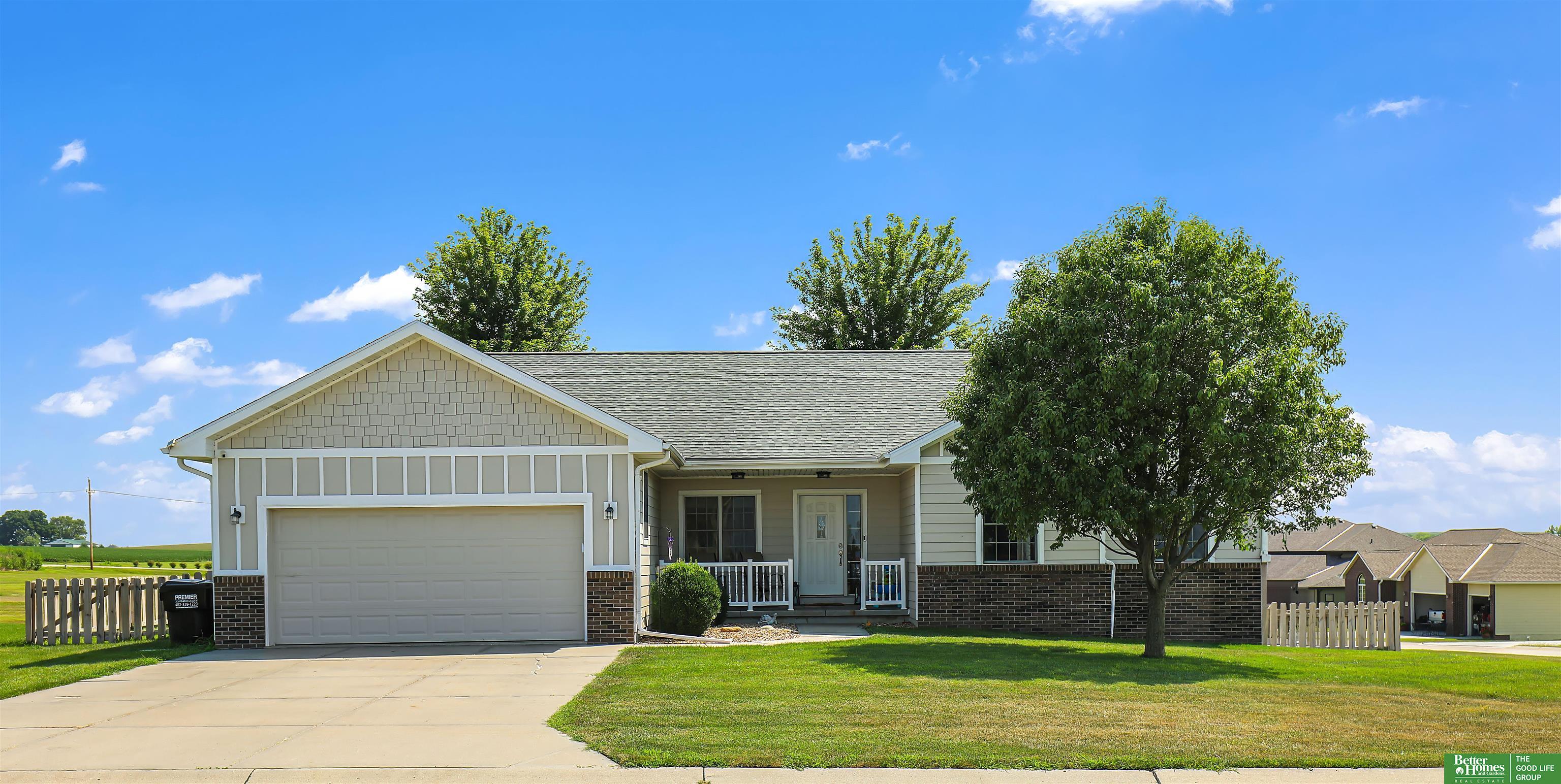 Lake Ridge Dr, Plattsmouth, NE 68048