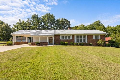 1796 Welcome Bethesda Rd, Lexington, NC, 27295-8485 | Card Image