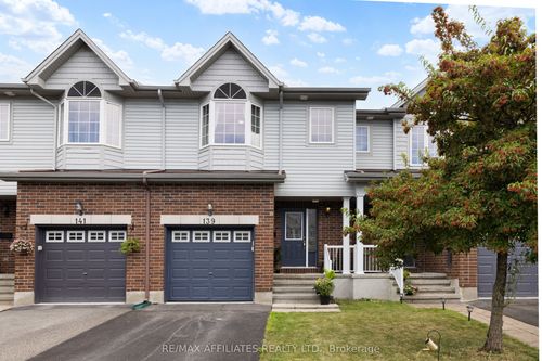 139 Challenge Cres, Orleans, ON, K4A0T9 | Card Image